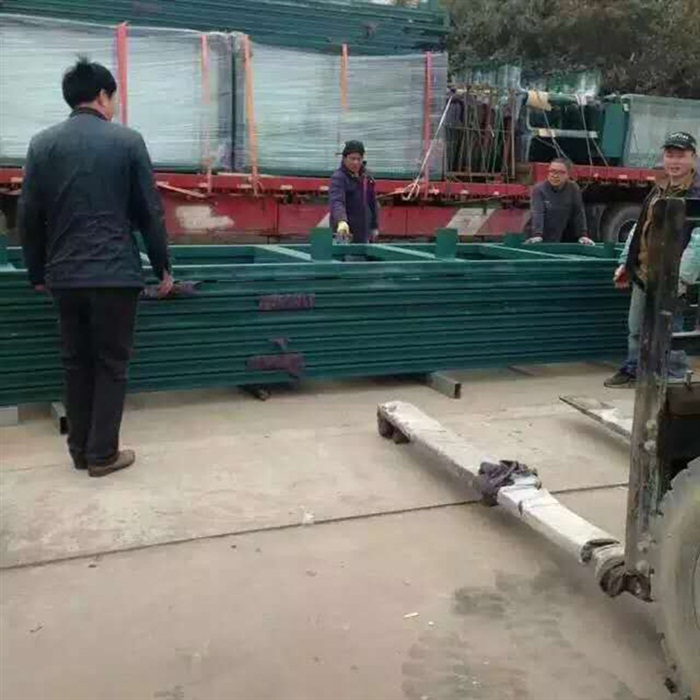 山东阅报栏制作中